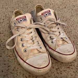 White Converse All Star (size 9)